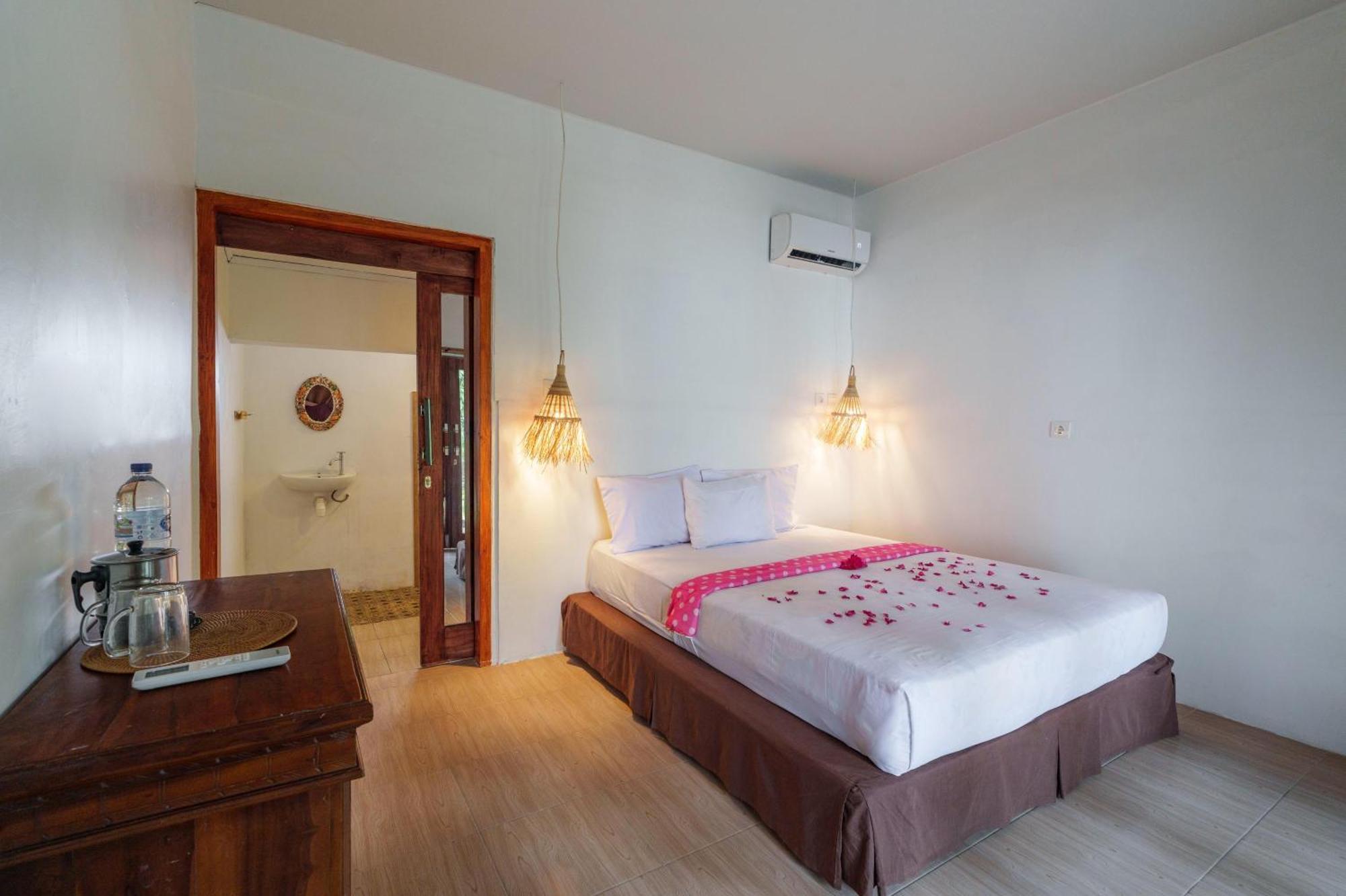 Anjani Larva Cottage - Homestay And Eatery Senaru Luaran gambar